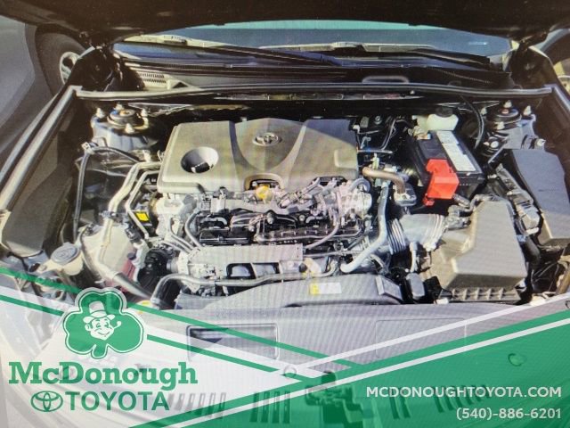 Used 2024 Toyota Camry SE image 15