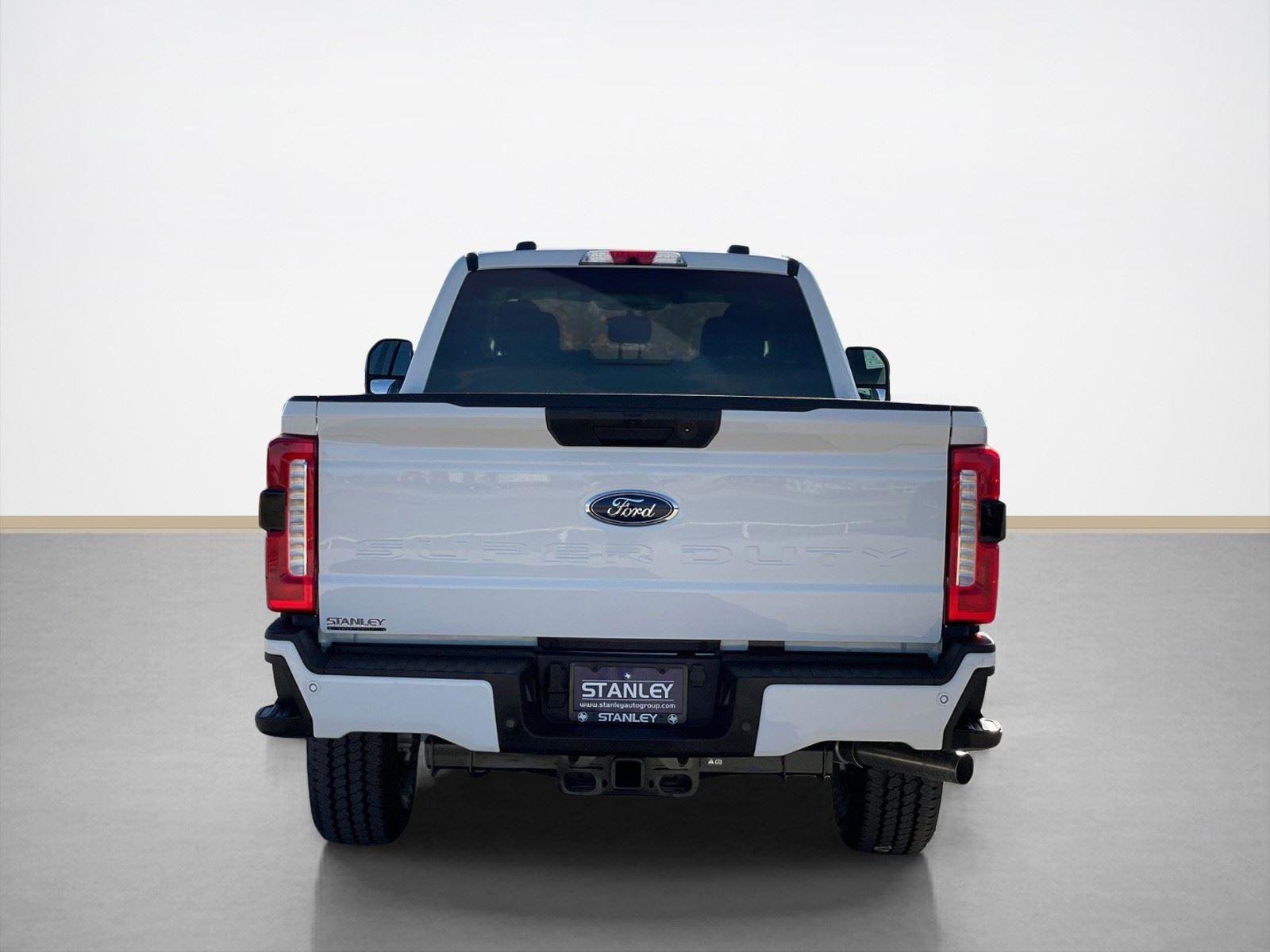 New 2026 Ford F350 XL w/ STX Appearance Package AWD/4WD image 7