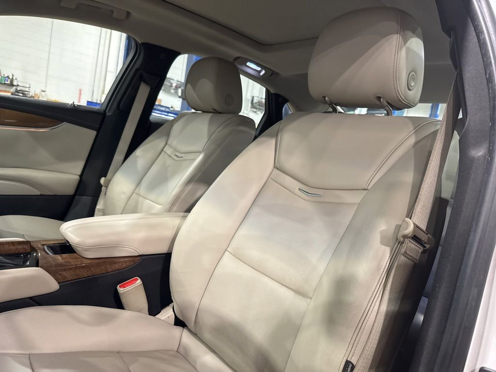 Used 2019 Cadillac XTS Luxury w/ Driver Awareness Package image 20