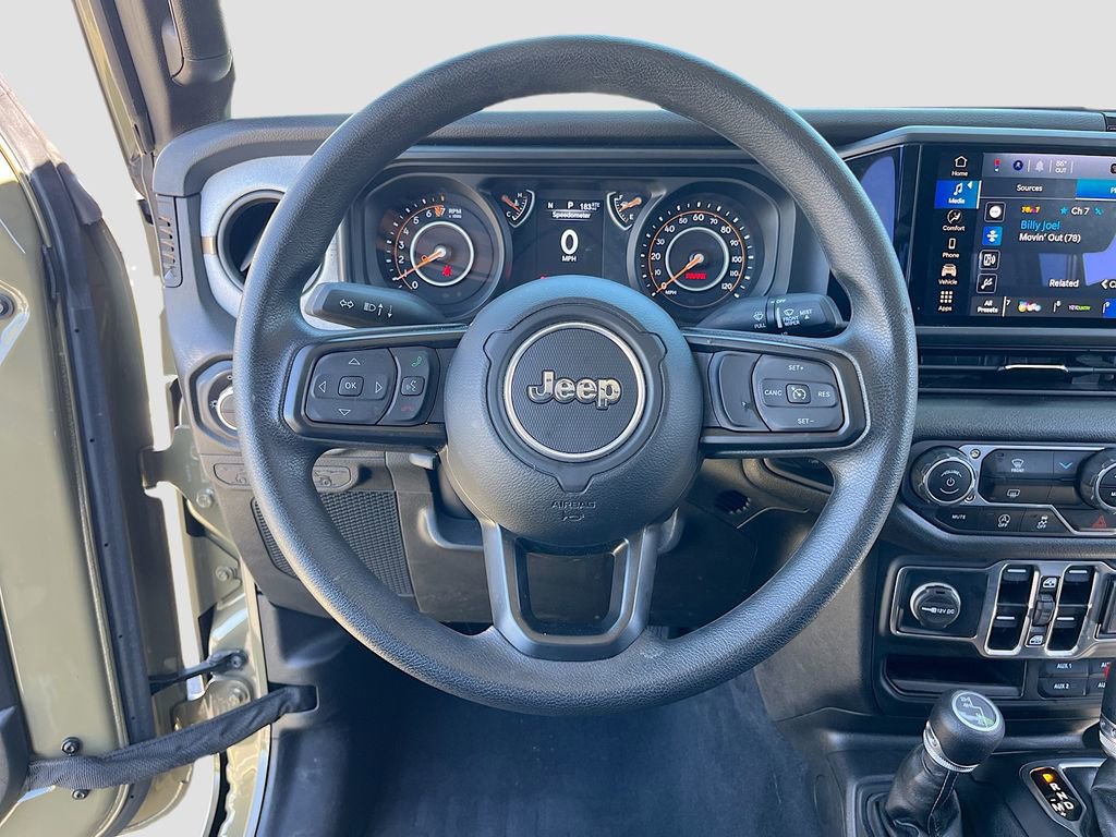 Certified 2025 Jeep Gladiator Mojave AWD/4WD image 11