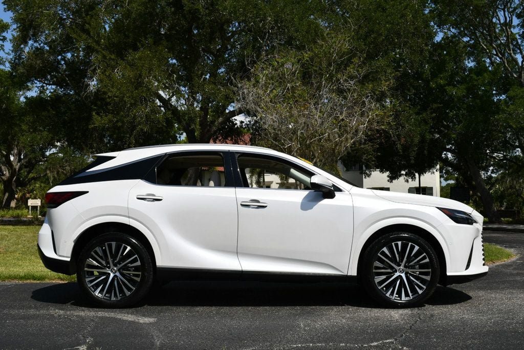 Used 2023 Lexus RX 350 Premium Plus w/ Accessory Package FWD image 7