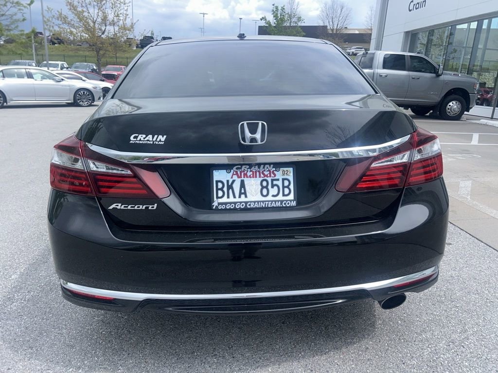 Used 2016 Honda Accord EX image 4