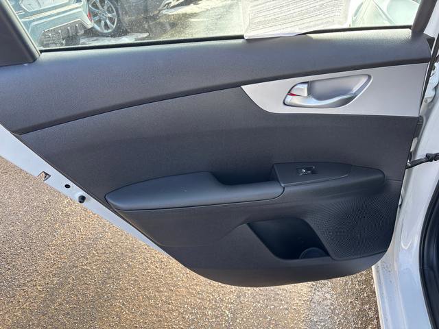 Used 2024 Kia Forte LXS image 12