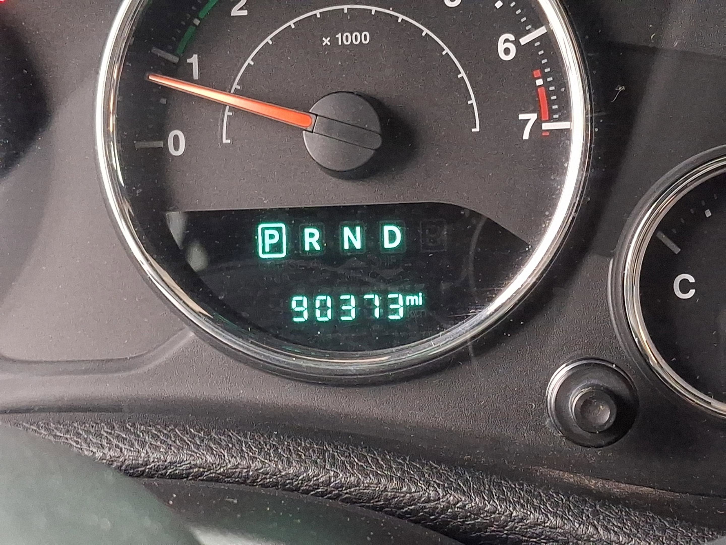 Certified 2017 Jeep Wrangler Unlimited Sahara w/ Connectivity Group image 16