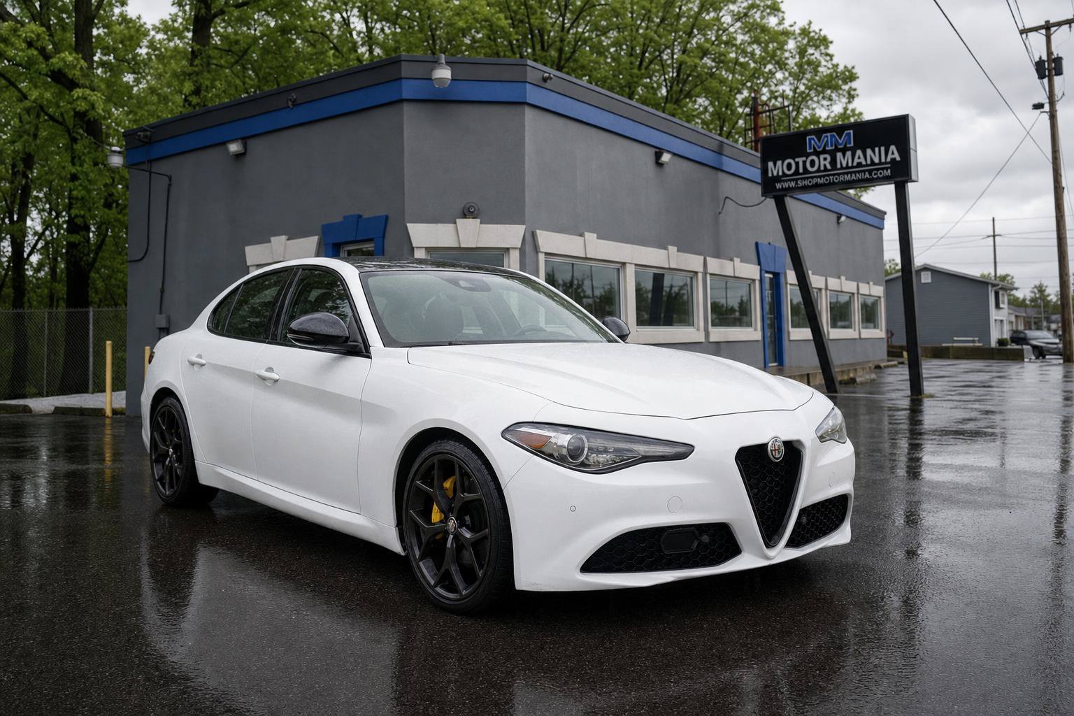 Used 2020 Alfa Romeo Giulia RWD image 1