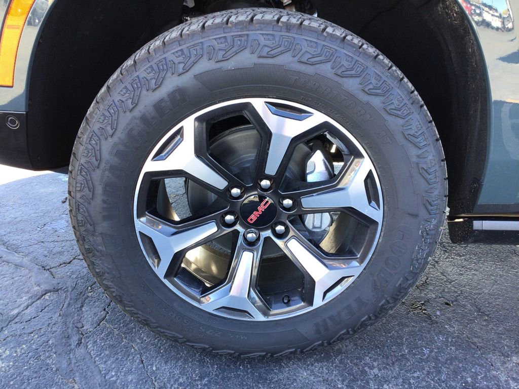 New 2026 GMC Yukon AT4 Ultimate w/ LPO, Illumination Package image 30