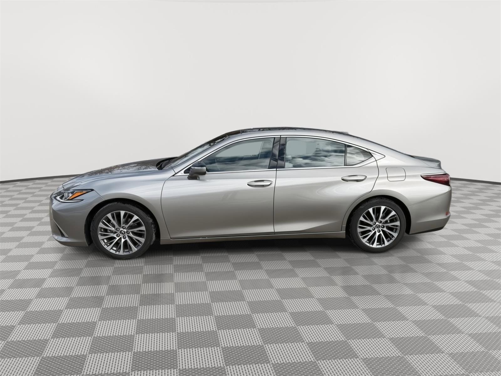 Used 2019 Lexus ES 350 w/ Accessory Package 2 image 4