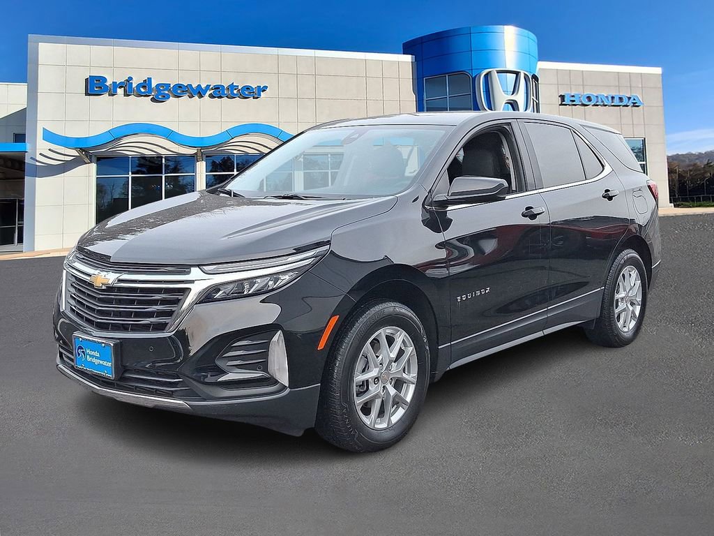 Used 2022 Chevrolet Equinox LT image 3