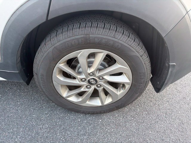 Used 2018 Hyundai Tucson SEL Plus w/ Cargo Package AWD/4WD image 11