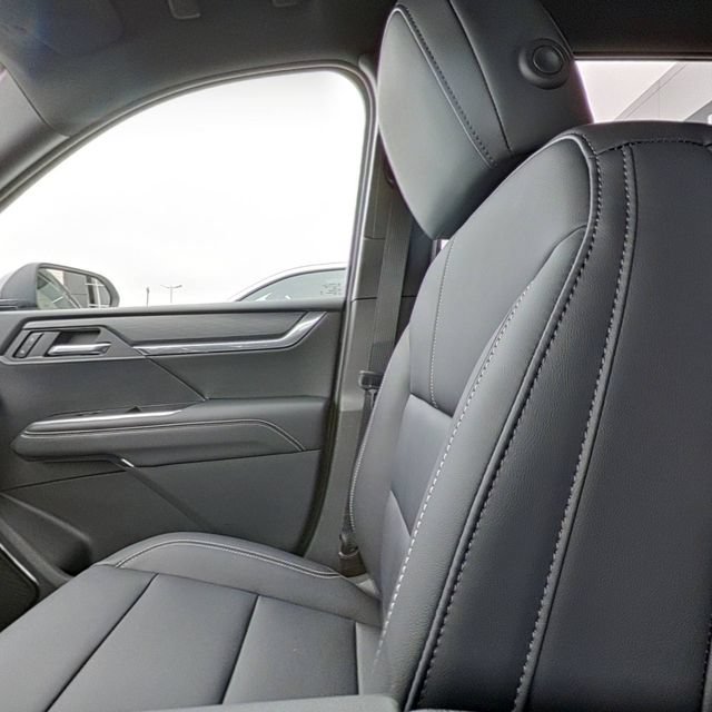 New 2026 GMC Acadia Elevation w/ Elevation Premium Package FWD image 33