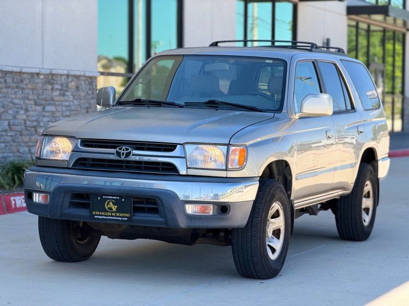 Used 2001 Toyota 4Runner SR5 image 3