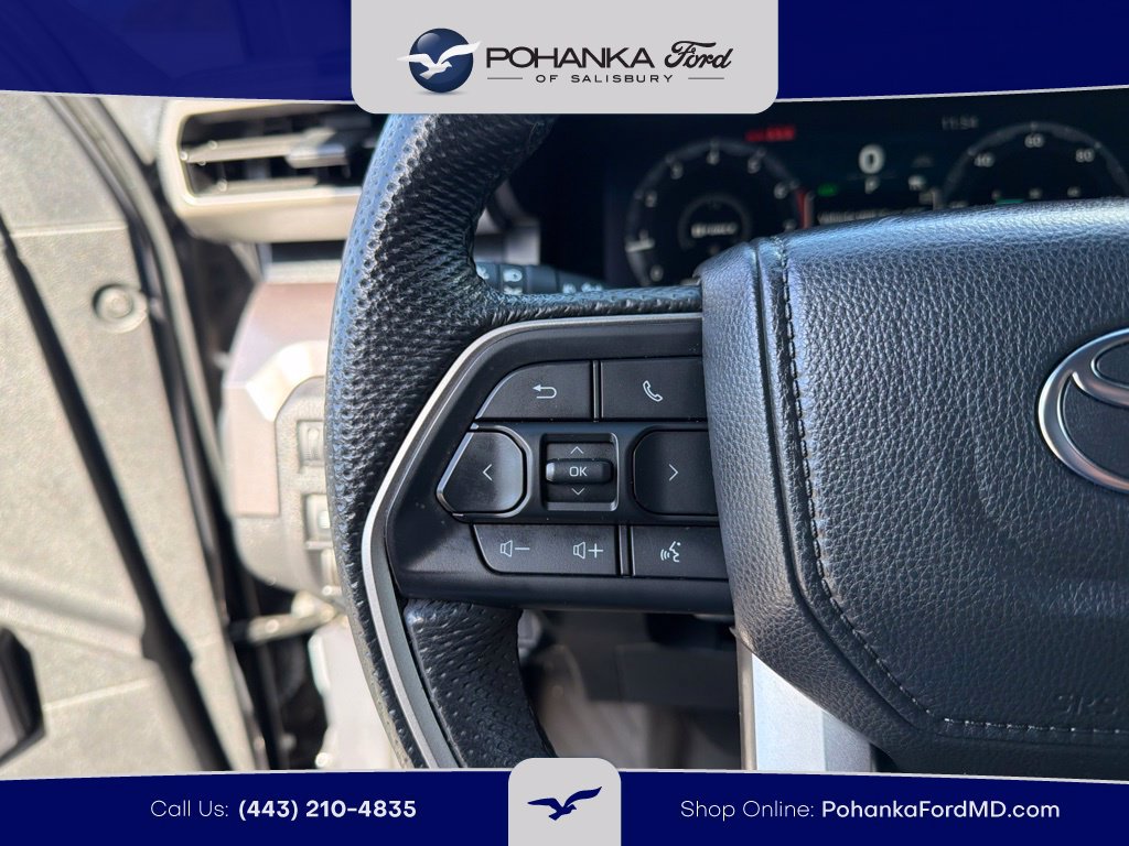 Used 2024 Toyota Tacoma TRD Sport AWD/4WD image 17
