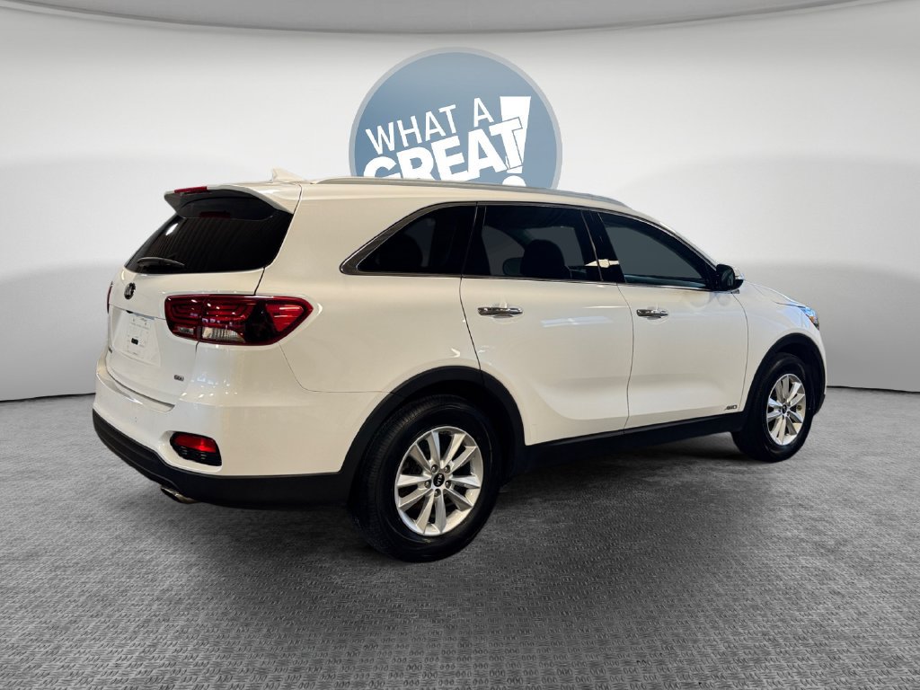 Used 2019 Kia Sorento AWD w/ LX Convenience Package image 3