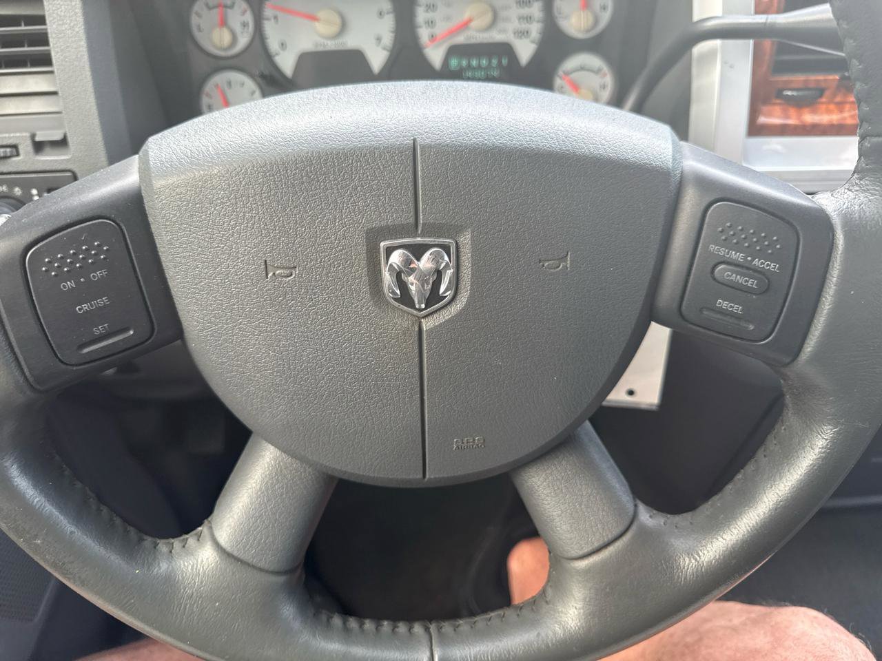 Used 2007 Dodge Ram 1500 Truck Laramie RWD image 17