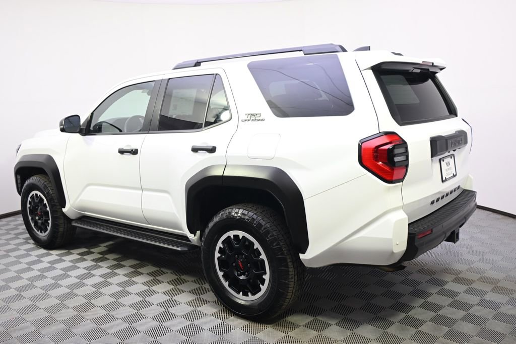 Used 2025 Toyota 4Runner TRD Off-Road image 3