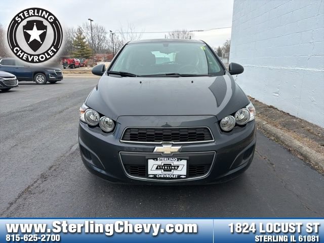 Used 2015 Chevrolet Sonic LT FWD image 2