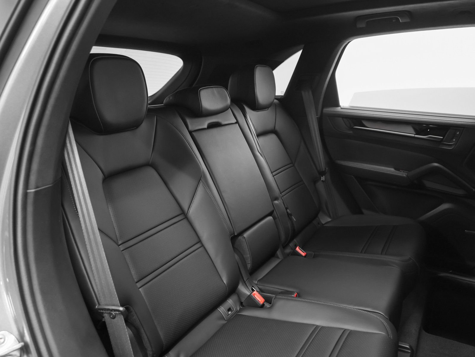 New 2026 Porsche Cayenne GTS AWD/4WD image 32