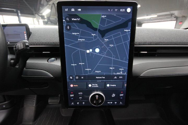 Used 2021 Ford Mustang Mach-E Premium AWD/4WD image 17