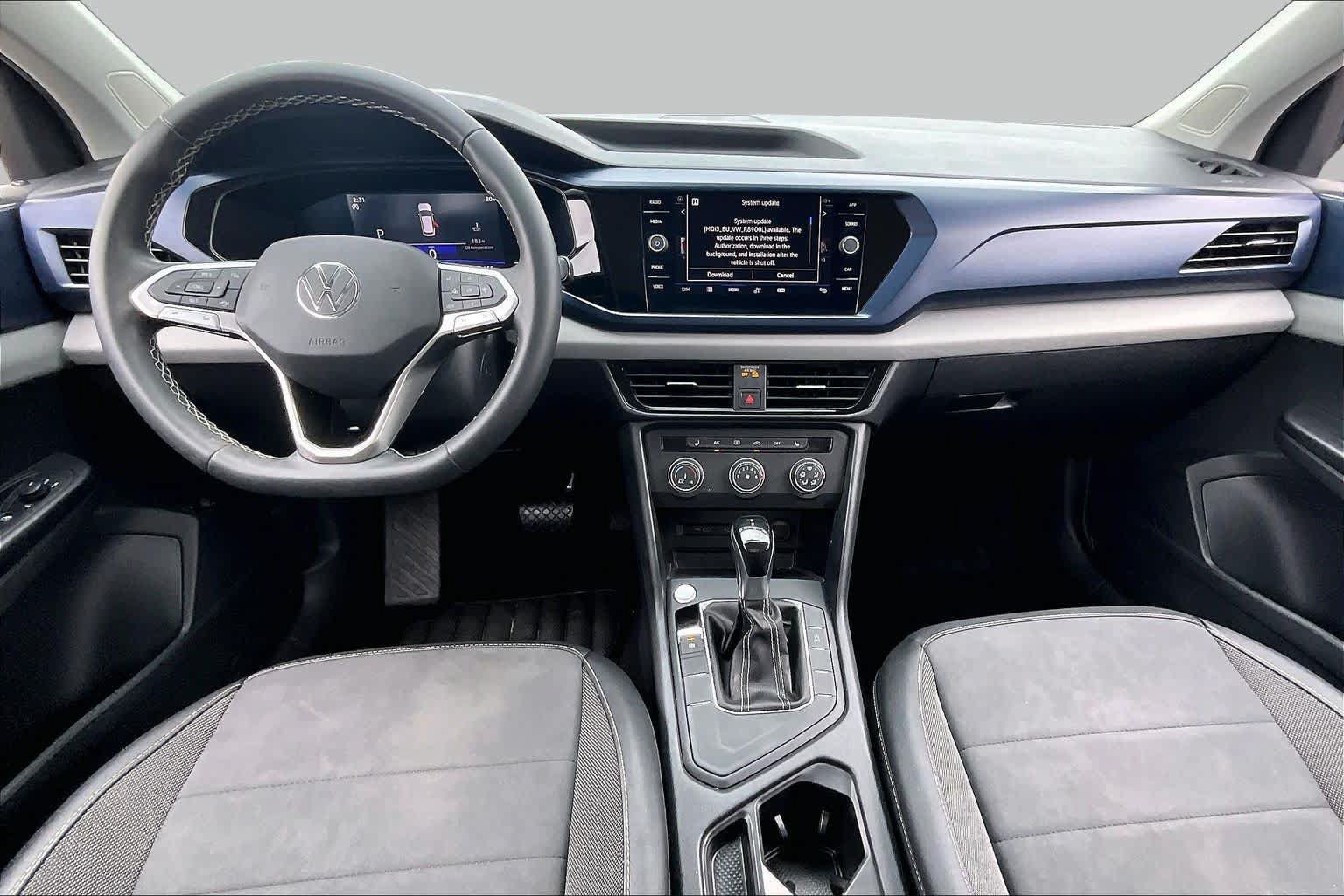 Used 2022 Volkswagen Taos SE FWD image 14