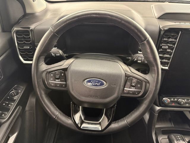 Used 2024 Ford Ranger Lariat w/ Advanced Towing Package image 18