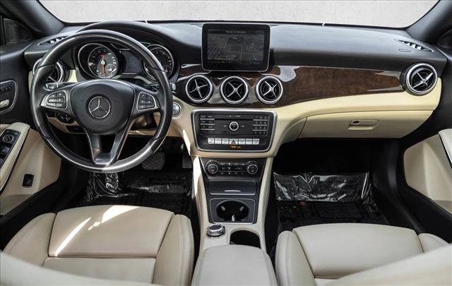 Used 2018 Mercedes-Benz CLA 250 4MATIC image 21