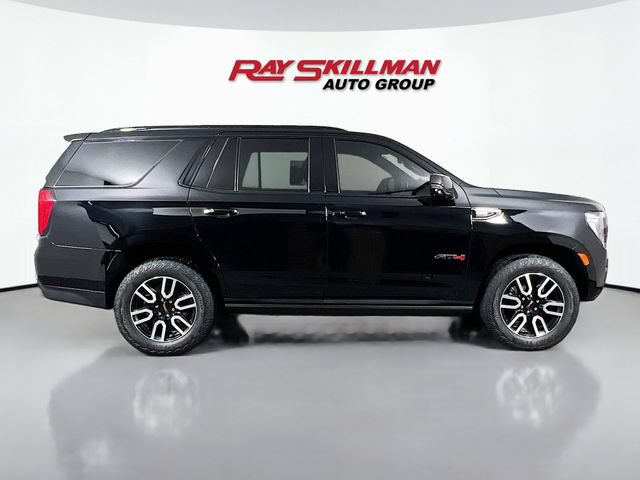 Used 2023 GMC Yukon AT4 w/ AT4 Premium Package AWD/4WD image 8