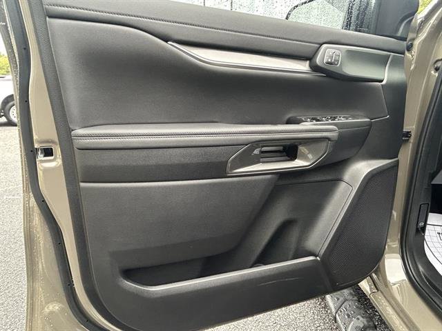 Used 2025 Ford Ranger Lariat w/ FX4 Off-Road Package image 20