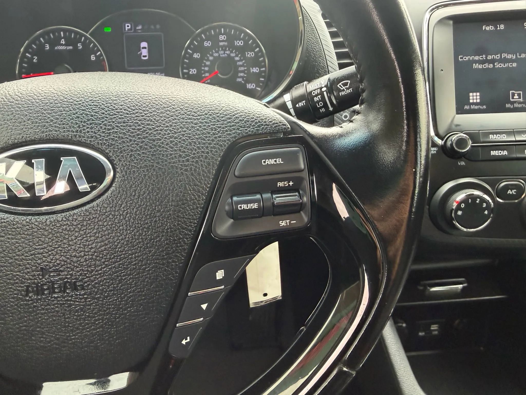 Used 2018 Kia Forte S image 16