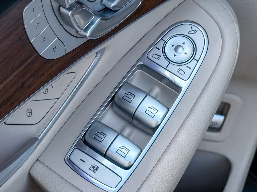 Used 2022 Mercedes-Benz GLC 300 4MATIC image 13