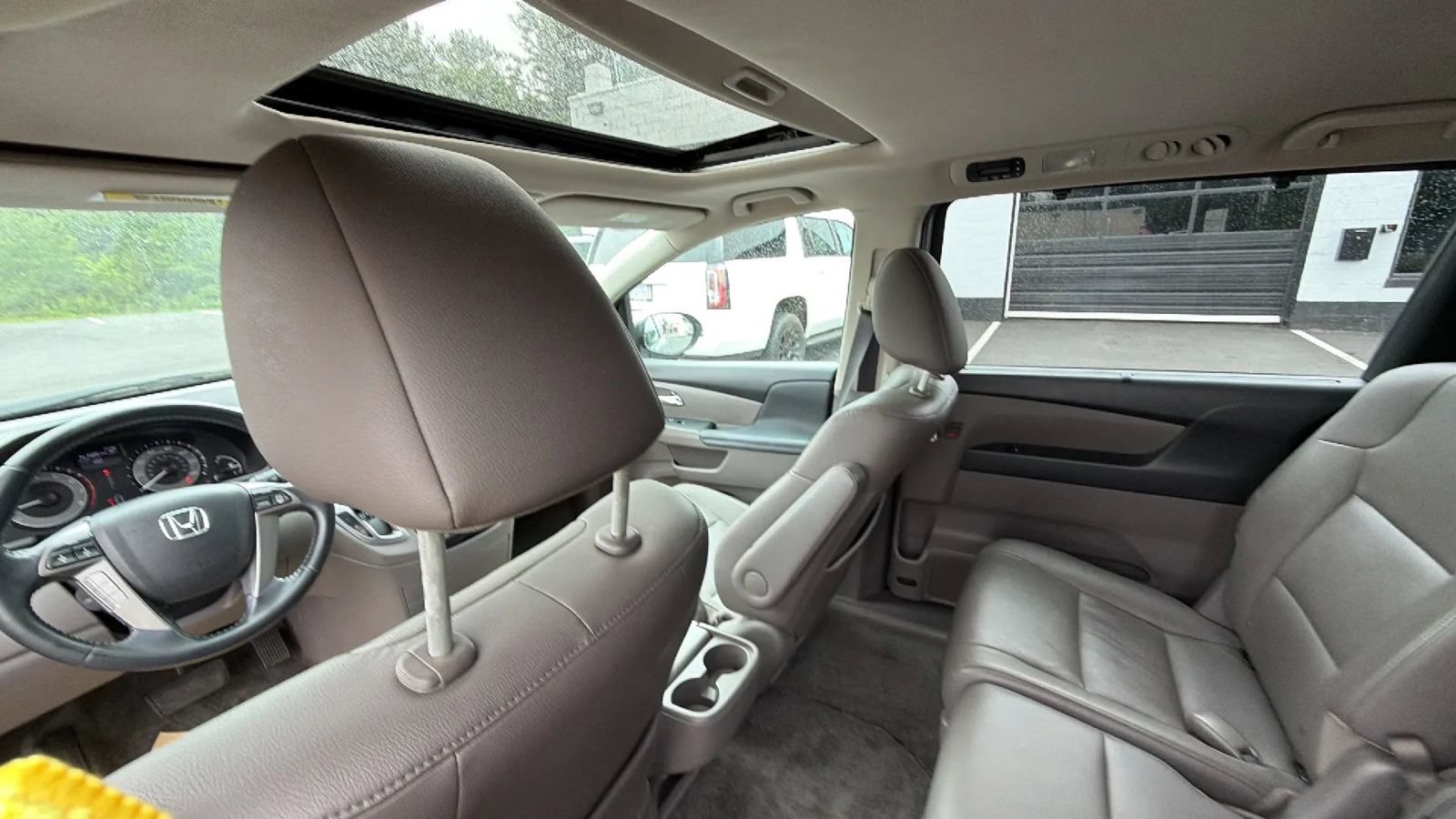 Used 2016 Honda Odyssey EX-L image 39