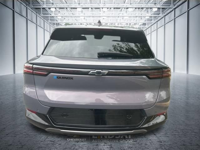 Used 2024 Chevrolet Equinox EV LT FWD image 5