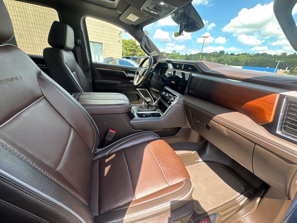 Used 2024 GMC Sierra 1500 Denali w/ Denali Reserve Package AWD/4WD image 21
