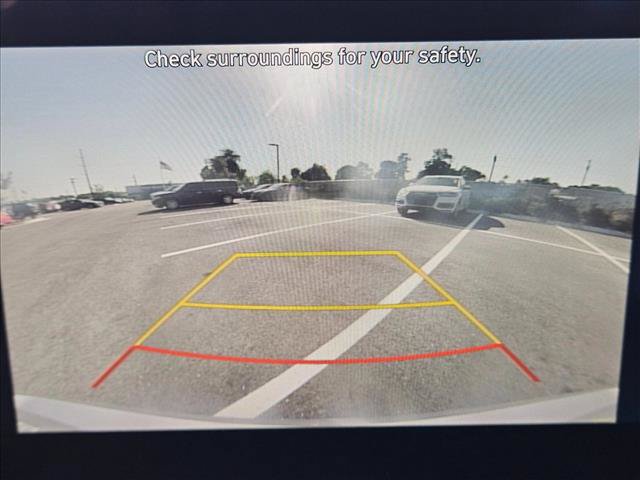 Used 2025 Hyundai Elantra SEL FWD image 14