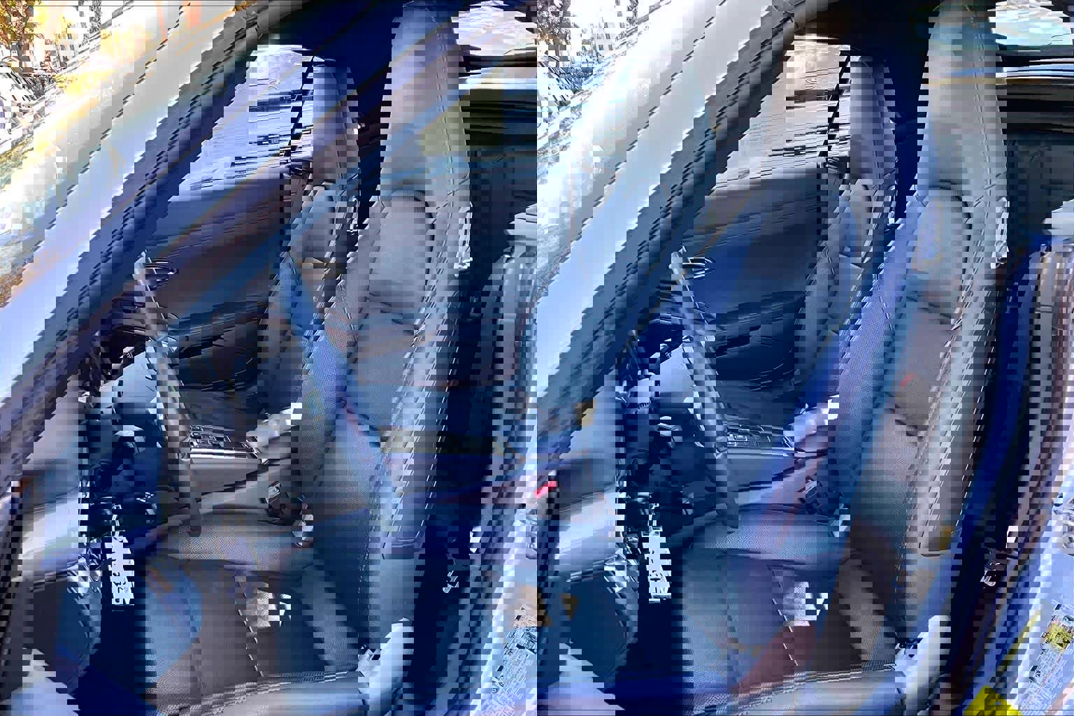 Used 2014 Porsche 911 Carrera 4 image 7