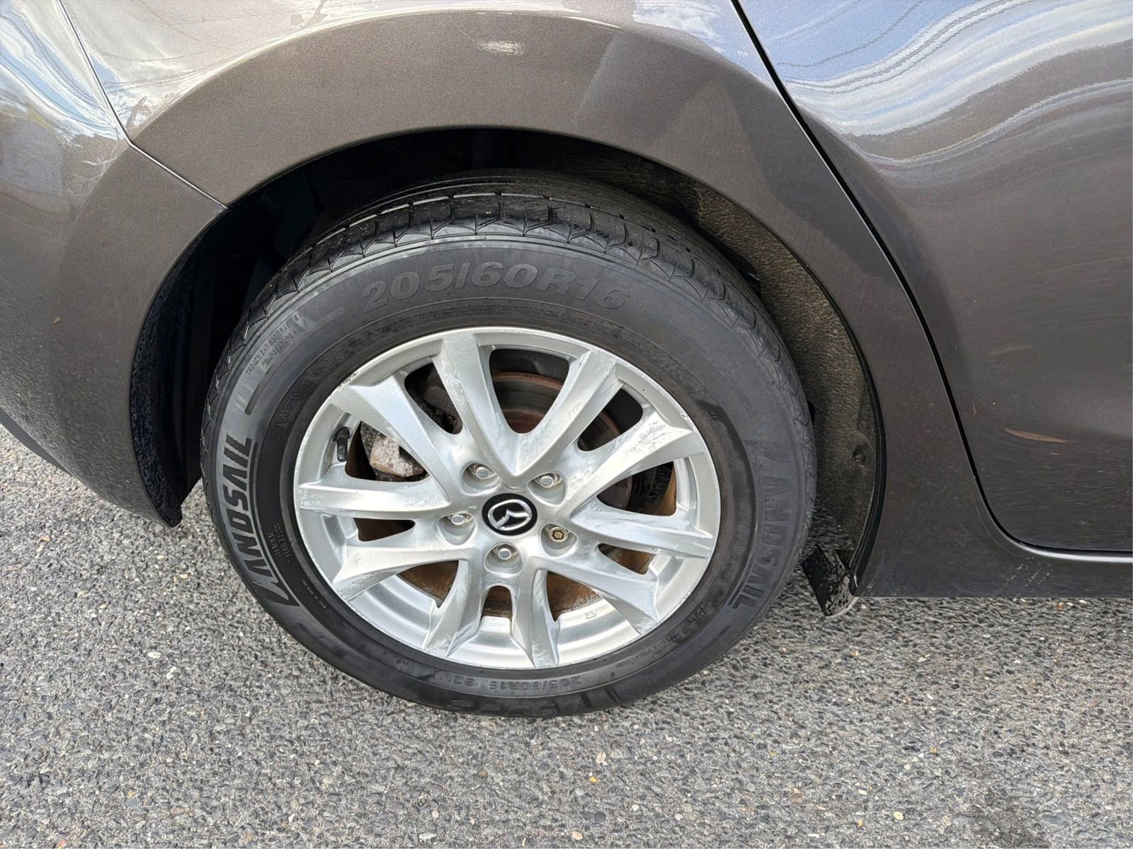 Used 2015 MAZDA MAZDA3 i Touring image 15