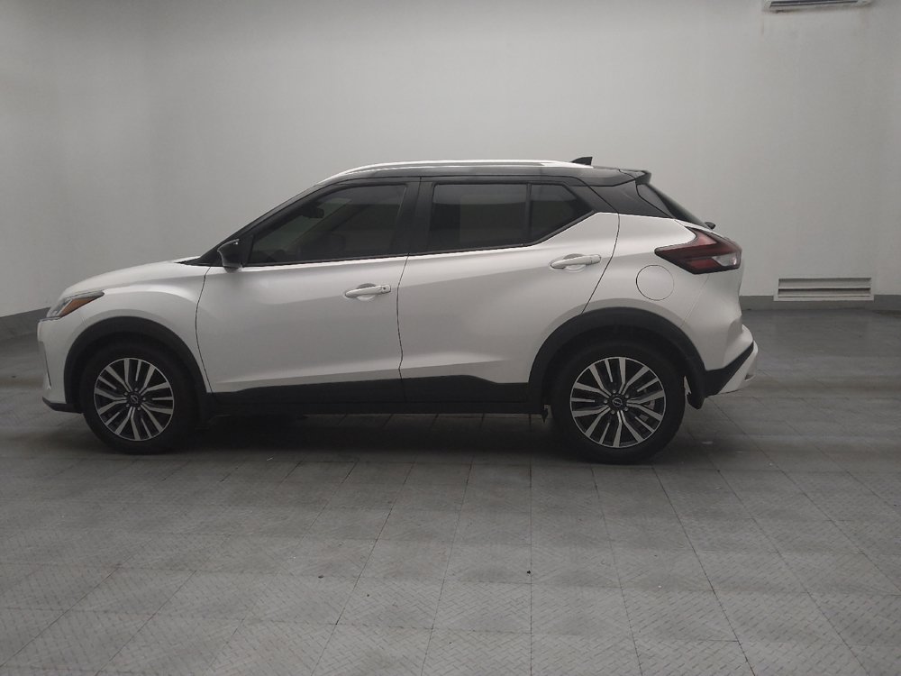 Used 2022 Nissan Kicks SV FWD image 3