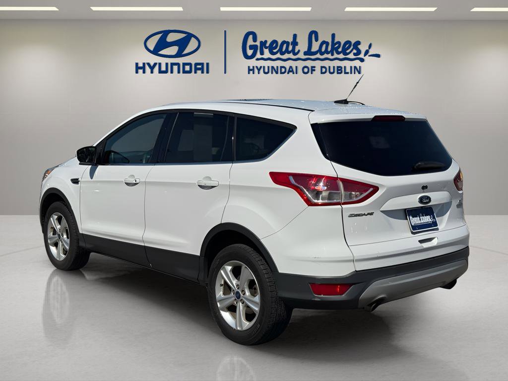 Used 2014 Ford Escape SE image 3