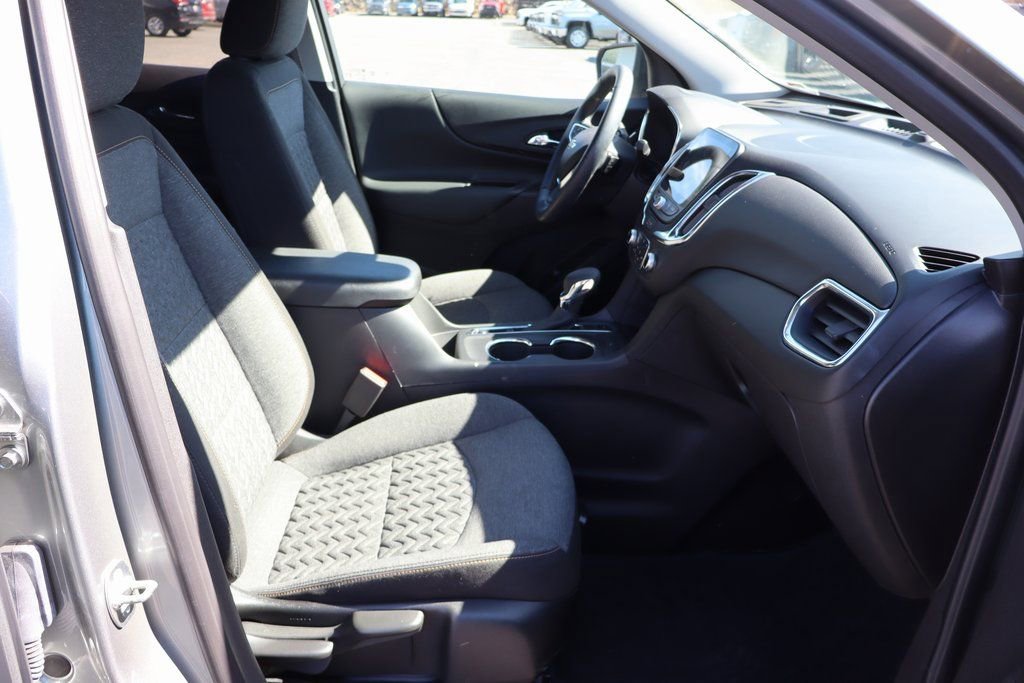 Used 2024 Chevrolet Equinox LT image 19
