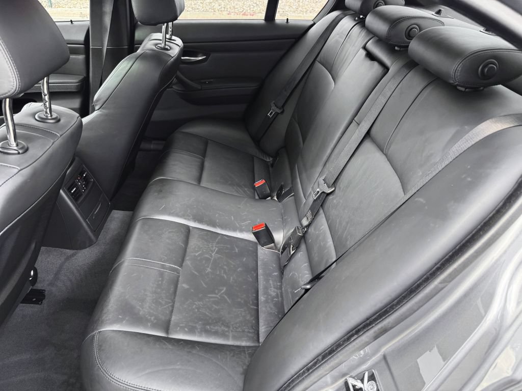 Used 2009 BMW M3 Sedan RWD image 26