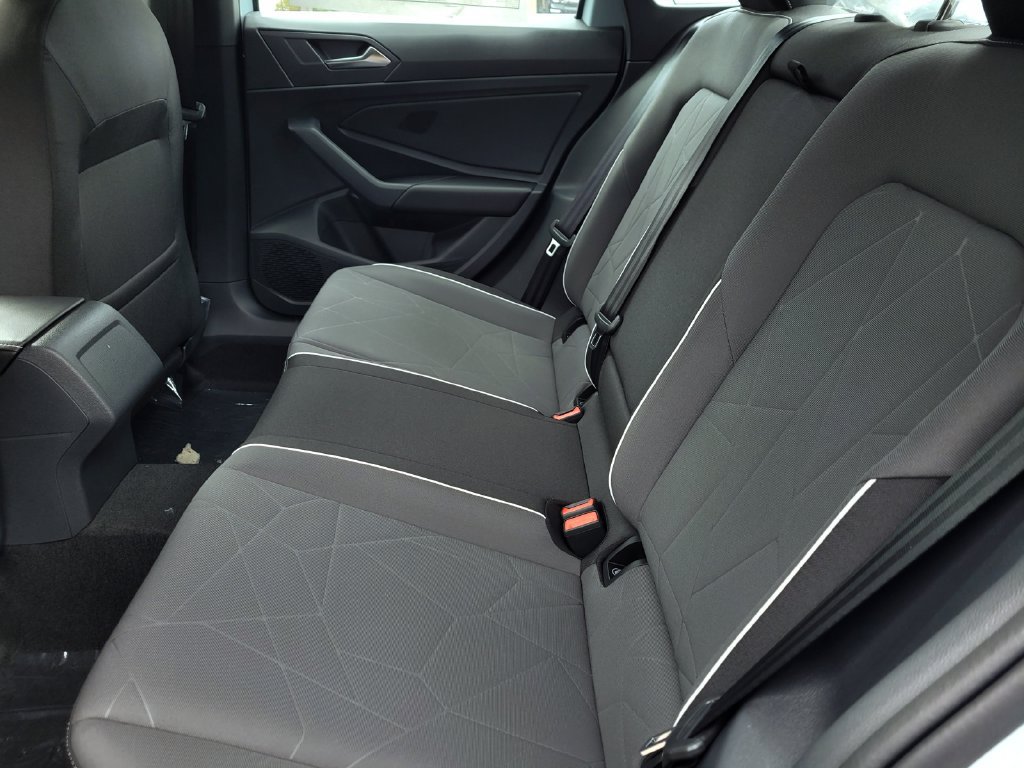 New 2026 Volkswagen Jetta Sport FWD image 5