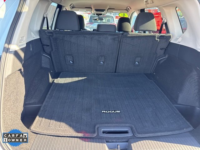 Certified 2025 Nissan Rogue SV image 20