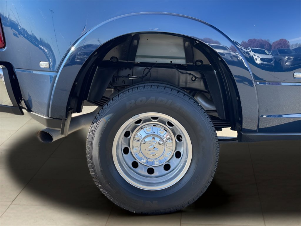 Used 2022 RAM 3500 Limited image 47