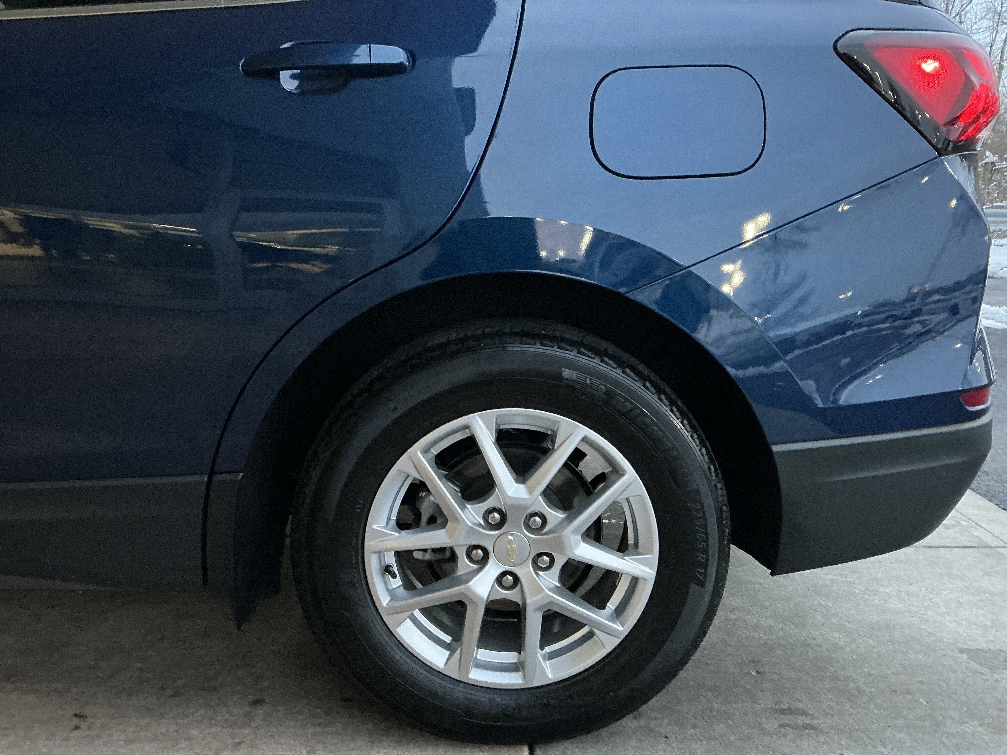 Used 2022 Chevrolet Equinox LT image 23