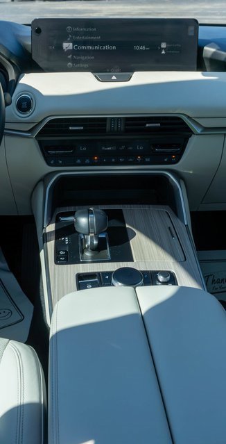 Used 2024 MAZDA CX-90 3.3 Turbo S w/ Premium Package image 18