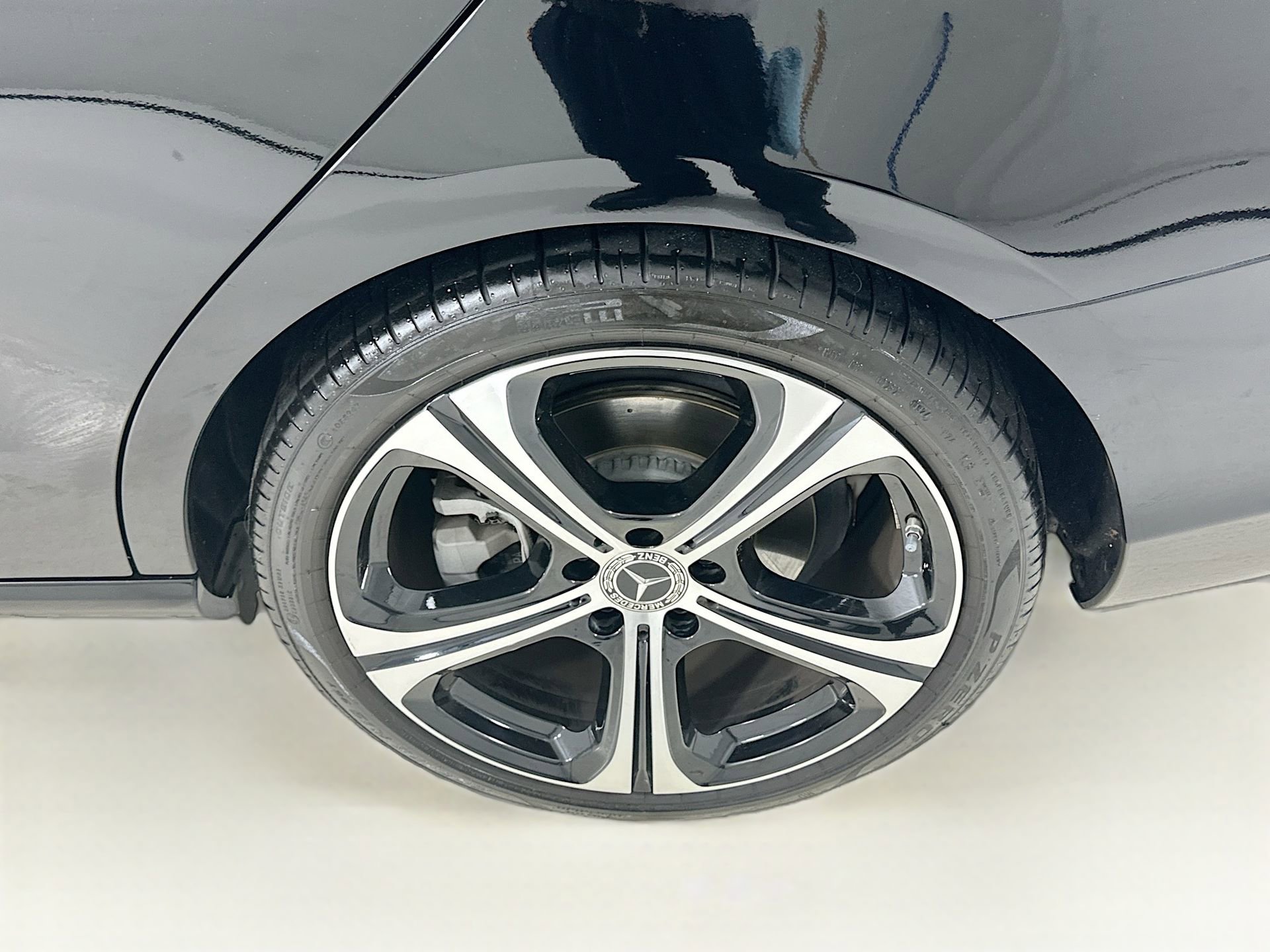 Used 2025 Mercedes-Benz C 300 Sedan image 34