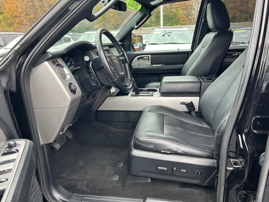 Used 2017 Ford Expedition EL XLT w/ Equipment Group 202A image 11