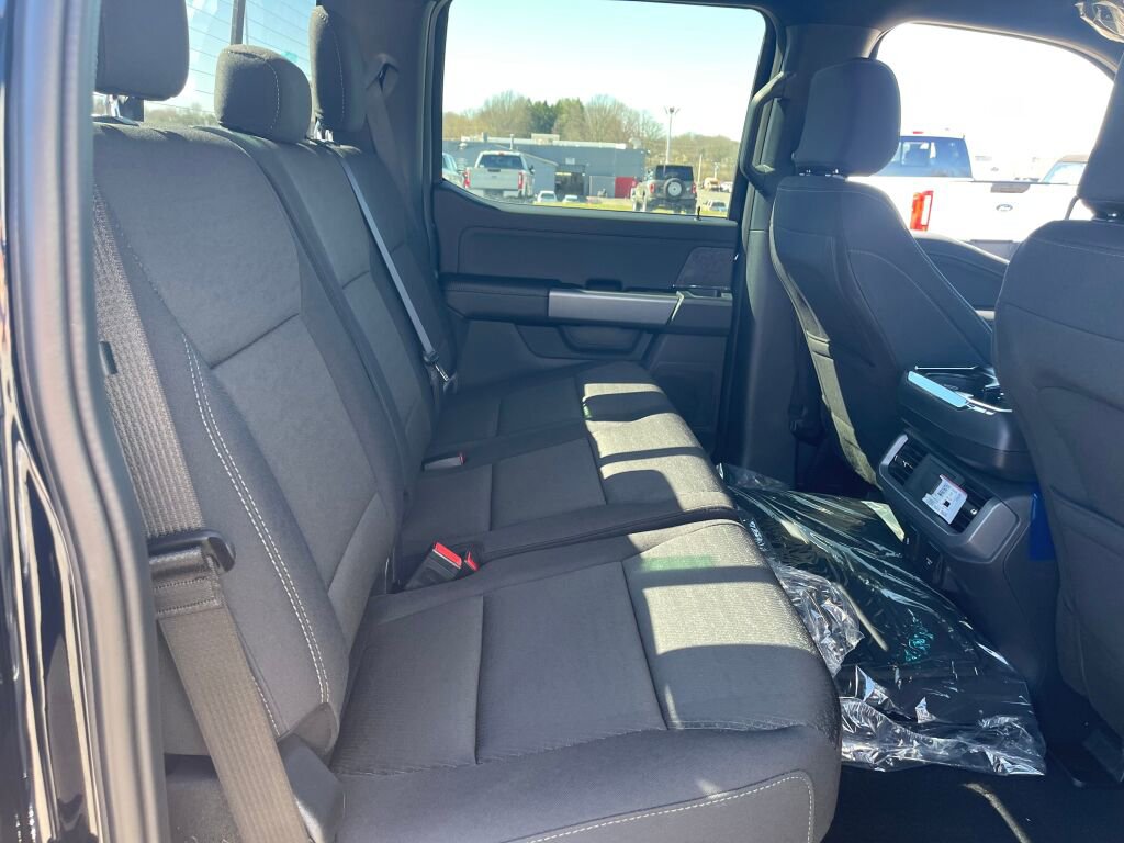 New 2026 Ford F150 XLT w/ Equipment Group 302A MID image 20