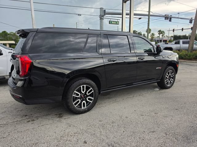 Used 2024 GMC Yukon XL AT4 w/ AT4 Premium Plus Package AWD/4WD image 6