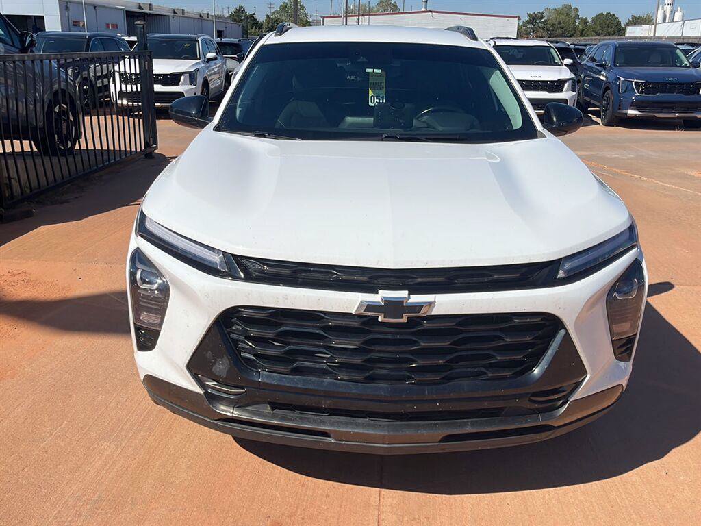 Used 2024 Chevrolet Trax ACTIV FWD image 5