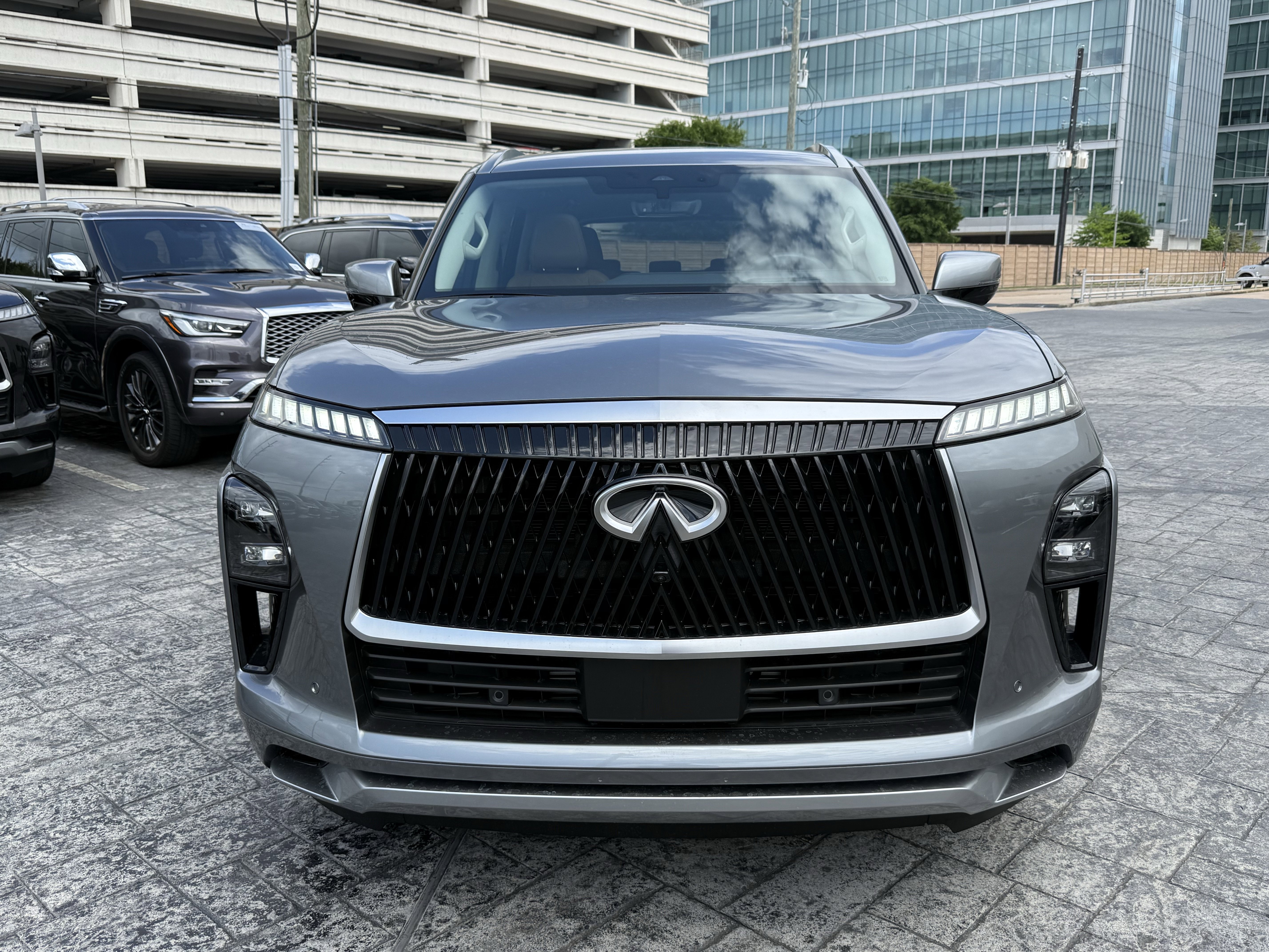 Certified 2026 INFINITI QX80 Luxe w/ Cargo Package image 2
